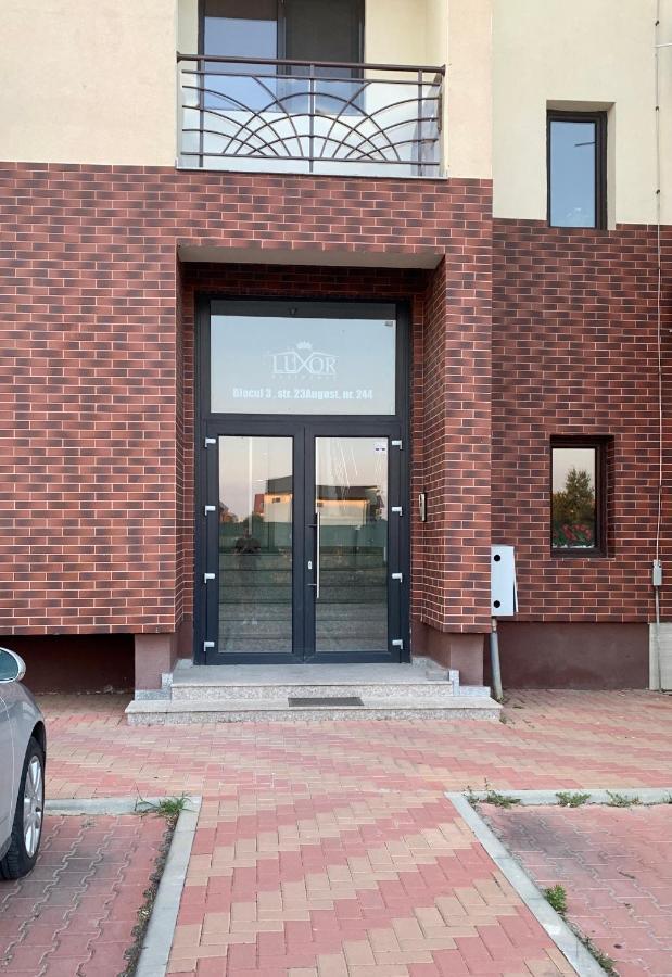 Luxor Apartment Otopeni 3 Екстер'єр фото